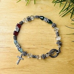 VTG Charm Bracelet Size 7 Block Letter Cross Glass Beads Colorful Sterling 18.7g