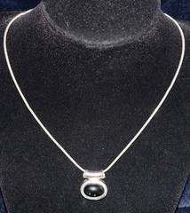 Vintage 925 Sterling Silver 16″ Necklace w/ Black Onyx Oval Slide Pendant 14.5gr