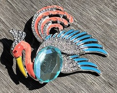 Parrot Bird Crystal Rhinestone Brooch Peacock Pin Enamel Vintage Jelly Belly