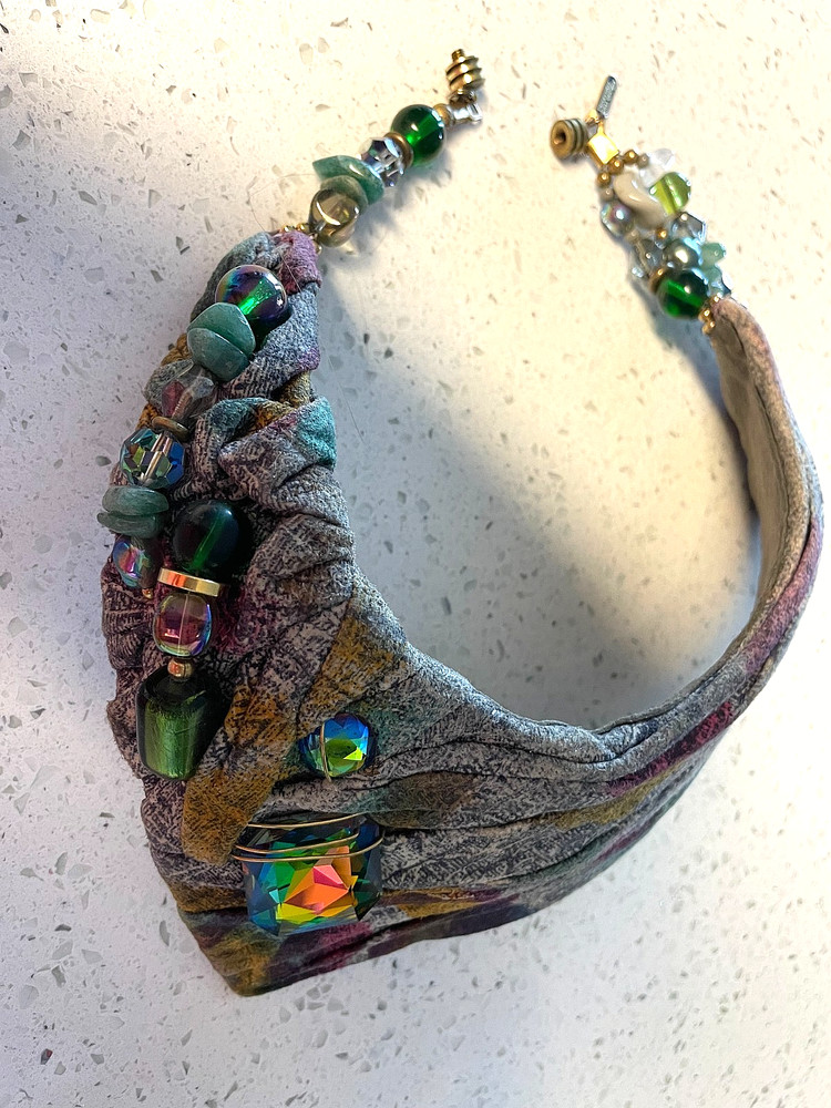 VINTAGE 1980 – ORIGINAL ONE OF A KIND – LUCILLE GAUTHIER NECK PIECE