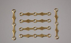 3 Hole Raw Brass Scalloped Connector Link (6) mtl131