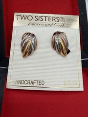 NWT- Vintage Two Sisters Medici Handcrafted Mixed Metal Tone Clip-On Earrings