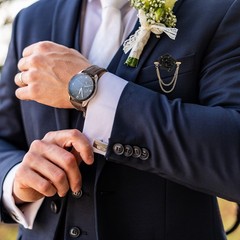 2 Pcs Rose Lapel Pin with Double Hanging Chain Brooch Suit Black with Gold Rim
