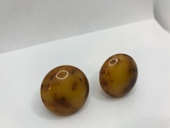 Vintage Butterscotch Bakelite Screw-Back Earrings Brown Marbling 1″ Round Domed