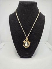 Estate Jewelry Cameo Dual Sided White / Black Portrait Pendant Pin Gold Tone