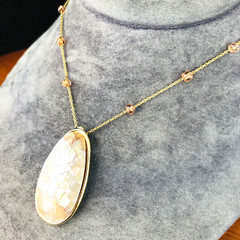 Lauren Conrad Mother Of Pearl Crackle Pendant Necklace Pink Iridescent 16″