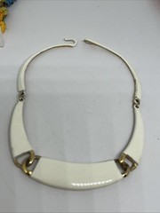 Vintage Signed Crown Trifari White Enamel Link Choker 15” Necklace (3155)