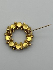 Wreath Circle Ruby Red, Blue & Rhinestone Gold Tone Brooch