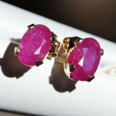 14k yellow gold earrings 1.00ct natural, treated ruby stud vintage 0.6gr N2948H