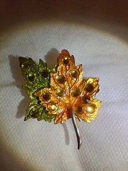 Maple Leaf dual purpose brooch pendant orange green with rhinestones 2011 FL
