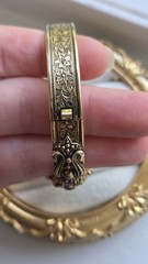 Vintage Avon 1974 Queensbury Amethyst Bracelet