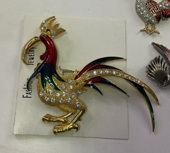 Miscellaneous Lot Of Brooches Lot Of 10 Used ￼