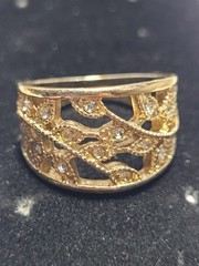 Vintage Goldtone Ring Floral Leaf Style Cocktail Band Clear Rhinestone Accents
