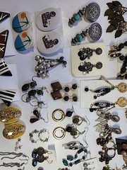 104 Pair Vtg-Now Western Boho Artisan Southwest Rhinestones Earrings Jewlery Lot