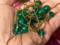 Jade Green Glass Stone Necklace Single Strand Lucite Beaded Flapper Gold Tone
