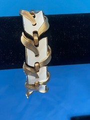 Vintage Trifari Gold & White Chevron Enamel Bracelet EXCELLENT