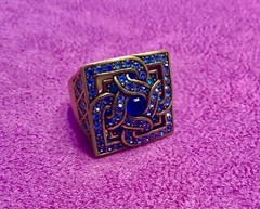 Vintage Gold Tone LAVINTAGE CHINA Blue Teal Rhinestones Square Ring