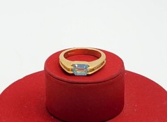 Vtg Sz 6 Ring Sm Aqua Blue Cubic Zirconia 18KGE Stackable Fashion Jewelry StyS3