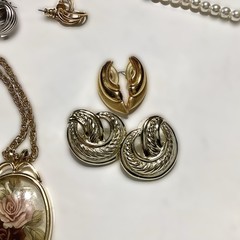 Vintage Romantic Costume Jewelry Lot Wearable Classic Glamour Retro