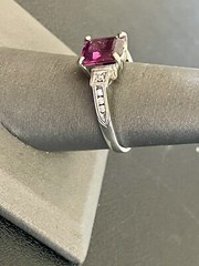 14K White Gold 2.50CT Purple Spinel & 0.20CTW Diamond Ring. Size 8.5 (Q110)