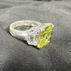 Vtg Y2K 925 Silver Emerald Cut Ring Sz 6.25 CZ Trilogy Yellow Stone Glam