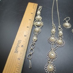 Vtg Wire Filigree Necklace 17” & Bracelet 7” Earrings Faux Pearls Set Boho 1980s