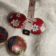 Vintage Cloisonne Enamel Floral clip Earrings Lot Red Purple Gold Tone Flower