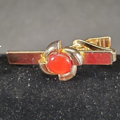 Lord Newport Mens Flower Opal Stone (?) Cufflinks & Tie Bar Set Vintage