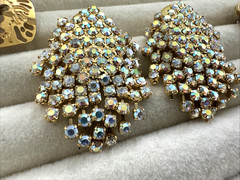 Lot 7 Pair Brutalist Earrings ROMAN Gold Vintage Movie Star Pearl 90s Anne Klein