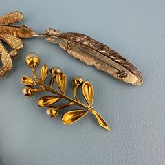 Vintage Brooch Lot Gold Tone Faux Pearl Leaf Branch Feather Some Signed