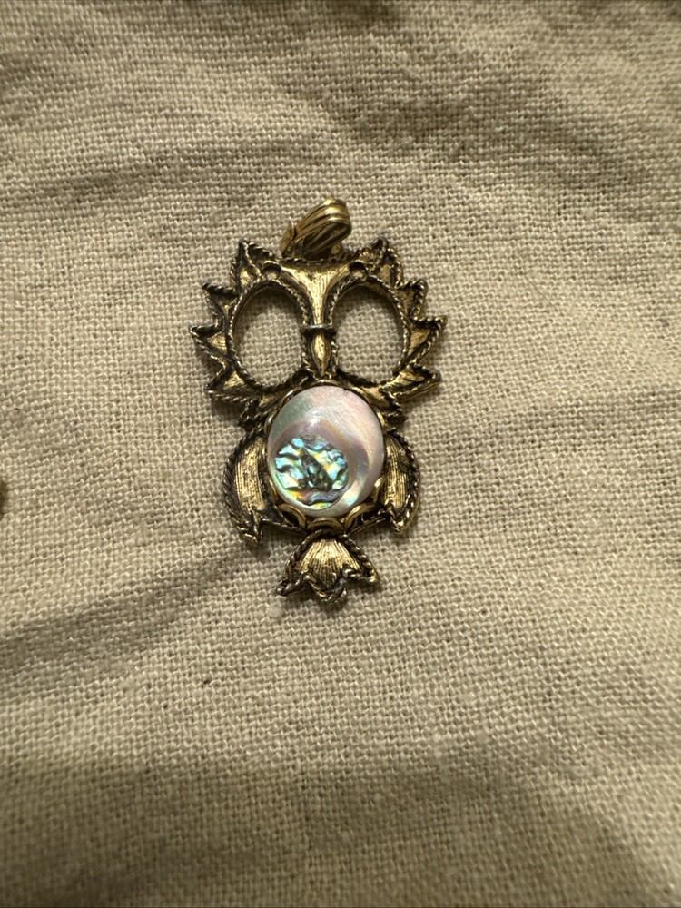 Abalone Inlay Owl Pendant 1-1/8″ Tall