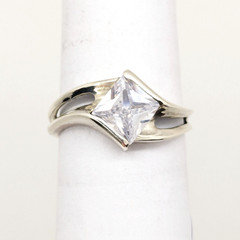 Vintage Elegant RING Silver 925 with Chic Bright Stone -size: 9.25US (19mm)| #25