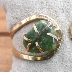 Vtg 1940s Genuine Prong Set Jade Nugget Clamper Bracelet & Clip On Earring Set