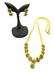 Vintage Green Peridot Jewelry Set – 18K Gold Plated Floral Necklace & Earrings