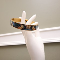 Metropolitan Museum of Art bracelet William Morris Strawberry Thief gold plated