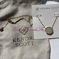 ✨Kendra Scott Sand Dollar Gold Pendant Necklace In Natural Mother of Pearl New✨