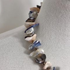 Single-Strand Choker Necklace Irregular Cut Abalone Chips Blue, White & Pink