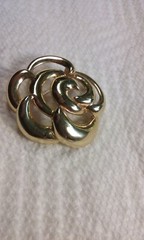 45mm Gold Tone Napier Rose Brooch 06-01-2022