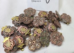 Lot 116 V BARGAIN Vtg 1 strand Signed Miriam Haskell Clasp Flower Unplated