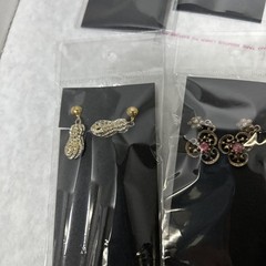 VTG. Retro Bling Clip On Earrings Lot Of 14 Pairs Packaged And Ready For Sale