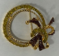 Round Ornament Vintage Brooch Yellow & Purple Stones