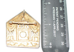 Signed MMA (Metropolitan Museum of Art) gold tone Synagogue brooch/pendant