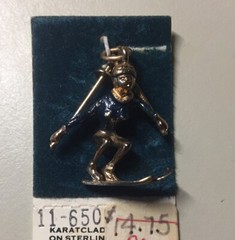 Vintage 1960s Griffith Sterling Karatclad 3D Skier Charm NOS