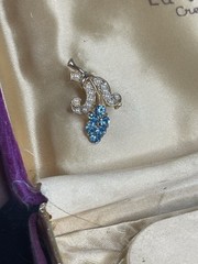 Vintage 1940’s “La Vanita Creation” 24K Gold Plated Jewelry Set Blue Earrings