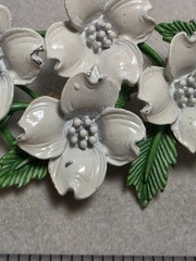 Beautiful MCM White And Green Dogwood Floral Brooch Approximately 2.5 In