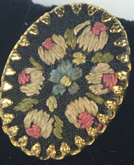 Vintage Gold Tone Earrings With Emboidered Flowers Clip-on Style Women’s Jewelry