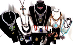 Chunky Mix Blue Red Rhinestone Figural Stone Necklace Bracelet 22 Pc Jewelry Lot