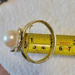 Vtg AJC Signed 80’s Faux Pearl Rhinestone Gold tone Ring Statement Brooch Pin