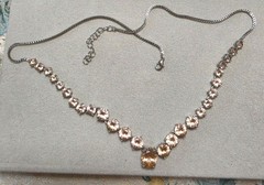 Vintage Peach Silver Tone 18 Adjustable Graduated Crystal Necklace w Oval Middl