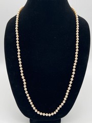 Elegant Vintage Style Faux Pearl Necklace With Gold Clasp